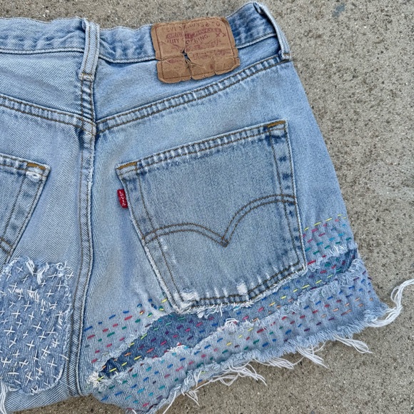 Vintage 501 Levi’s cut off shorts Made in USA - Picture 2 of 6